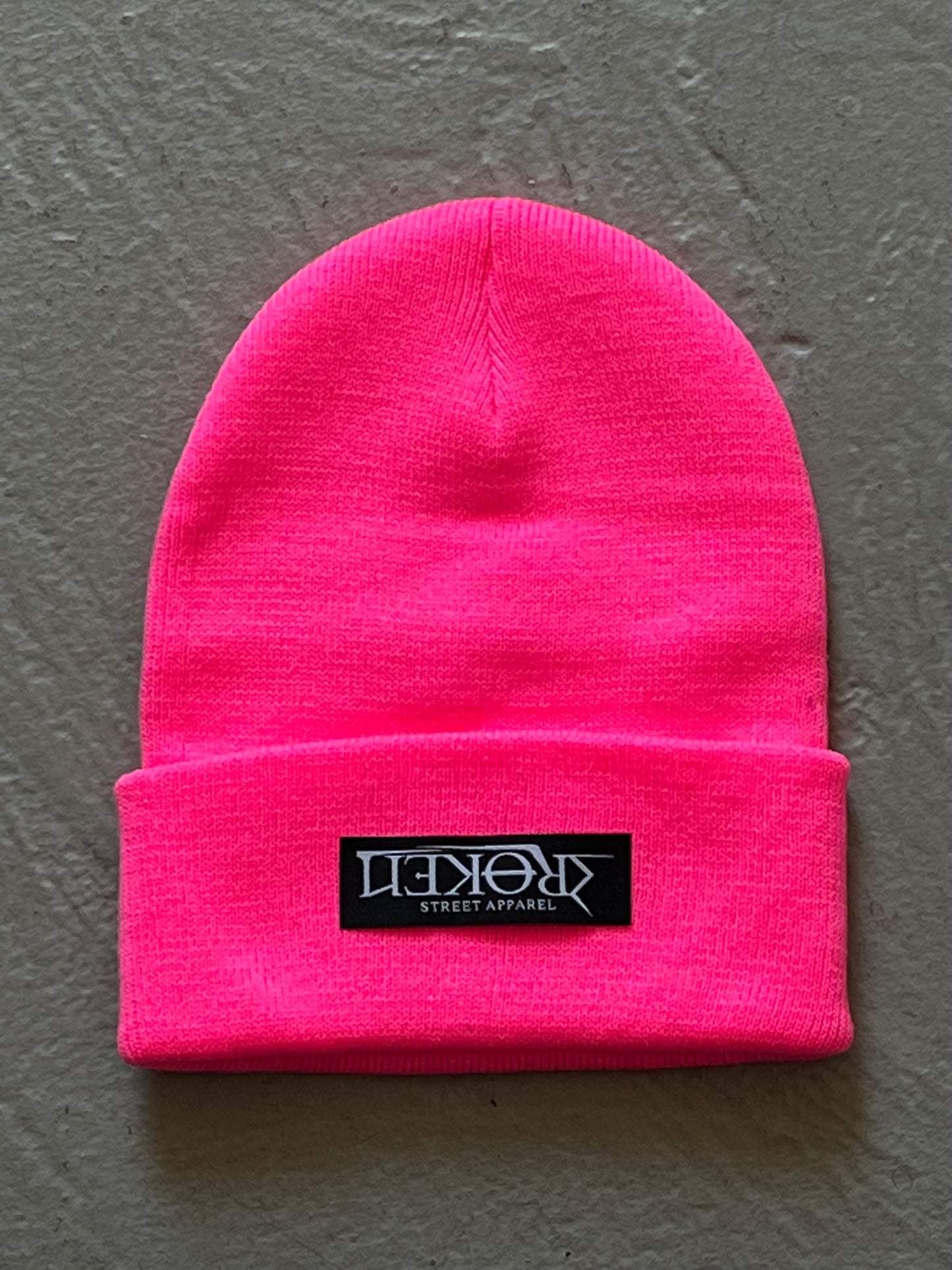 Broken Shop Beanie Solid Cuff
